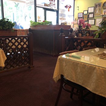 Siam Bistro - Interior - Thai Near Me - Miami, Florida