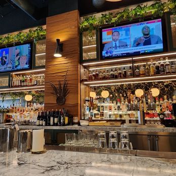 Wren & Wolf - Cocktail Bars Near Me - Phoenix, Arizona