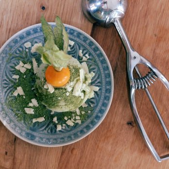 Kugelpudel - Matcha white chocolate - Ice Cream & Frozen Yogurt Near Me - Bochum, NW
