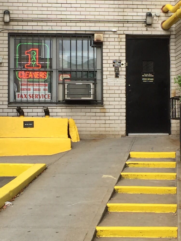 EXECUTIVE TOWERS CLEANERS Updated August 2024 Request a Quote