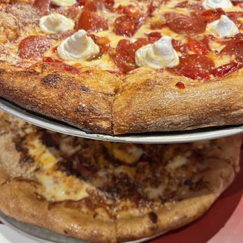 Mellow Mushroom Richmond - Carytown - Funky Q Chicken (bottom) & hot honey pepperoni (top) - Pizza Near Me - Richmond, Virginia