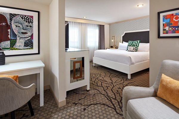 The Carlyle Inn by null