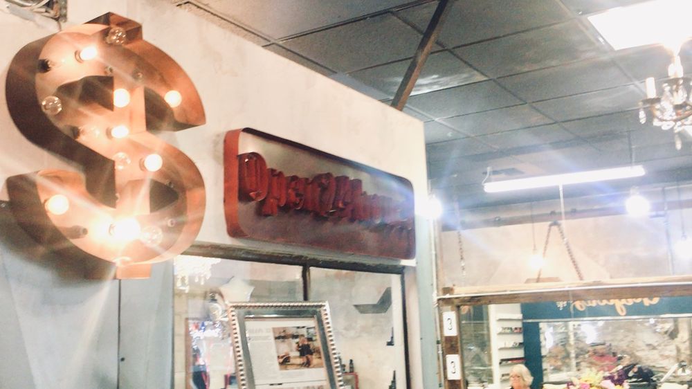 SALON 33 88 Photos & 37 Reviews 3015 Calloway Dr, Bakersfield