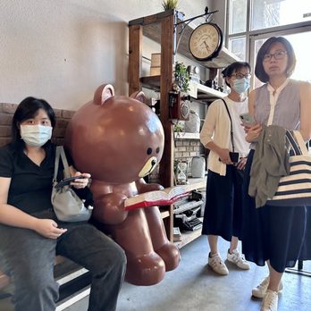 Hide Out Cafe - Cafes Near Me - Rowland Heights, California