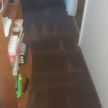TNT Carpet Cleaning Plus - Upstairs Hallway - Carpet Cleaning Near Me