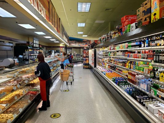 Doris Italian Market & Bakery by null