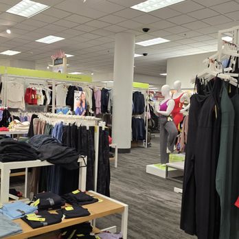 Target - Department Stores Near Me - Abington, Pennsylvania
