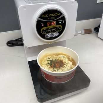 111 Ramyun - Hot water machine/ mini stove - Noodles Near Me - Toronto, Ontario
