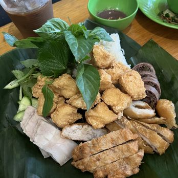 Mắm - Vietnamese Near Me - New York, New York Mắm - Vietnamese Near Me - New York, New York