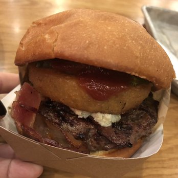 Gott's Roadside - Western bacon burger - Salad Near Me - Walnut Creek, California Gott's Roadside - Western bacon burger - Salad Near Me - Walnut Creek, California