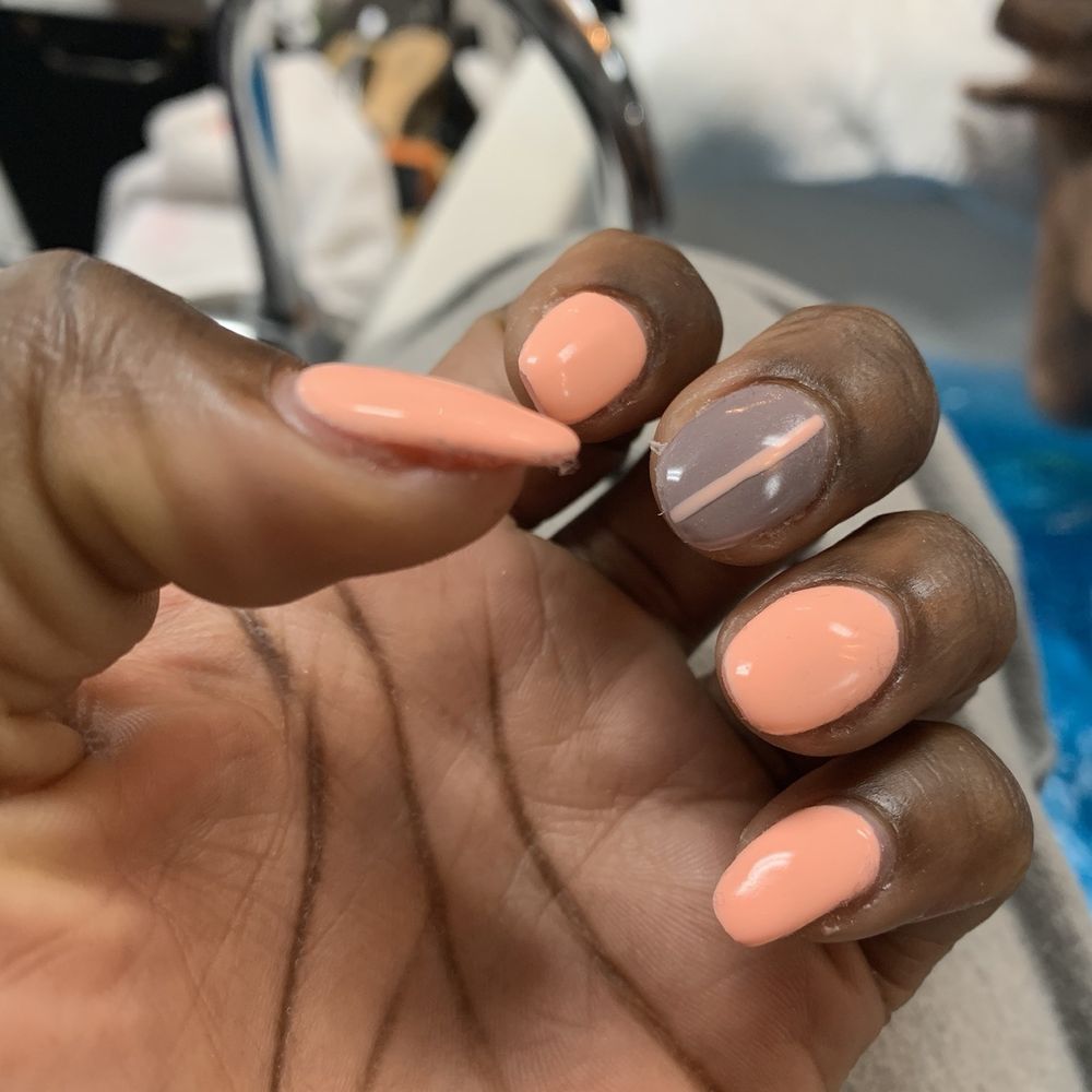 A Polished Work - Nail Salons Near Me - Chicago, Illinois