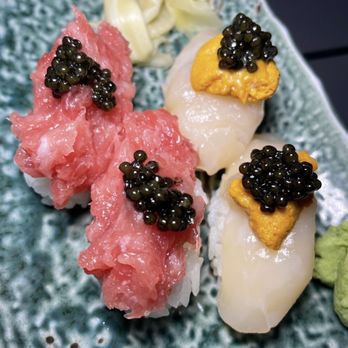 Mya Rooftop - Chopped toro and scallop uni caviar sushi - Cocktail Bars Near Me - Glendale, California Mya Rooftop - Chopped toro and scallop uni caviar sushi - Cocktail Bars Near Me - Glendale, California