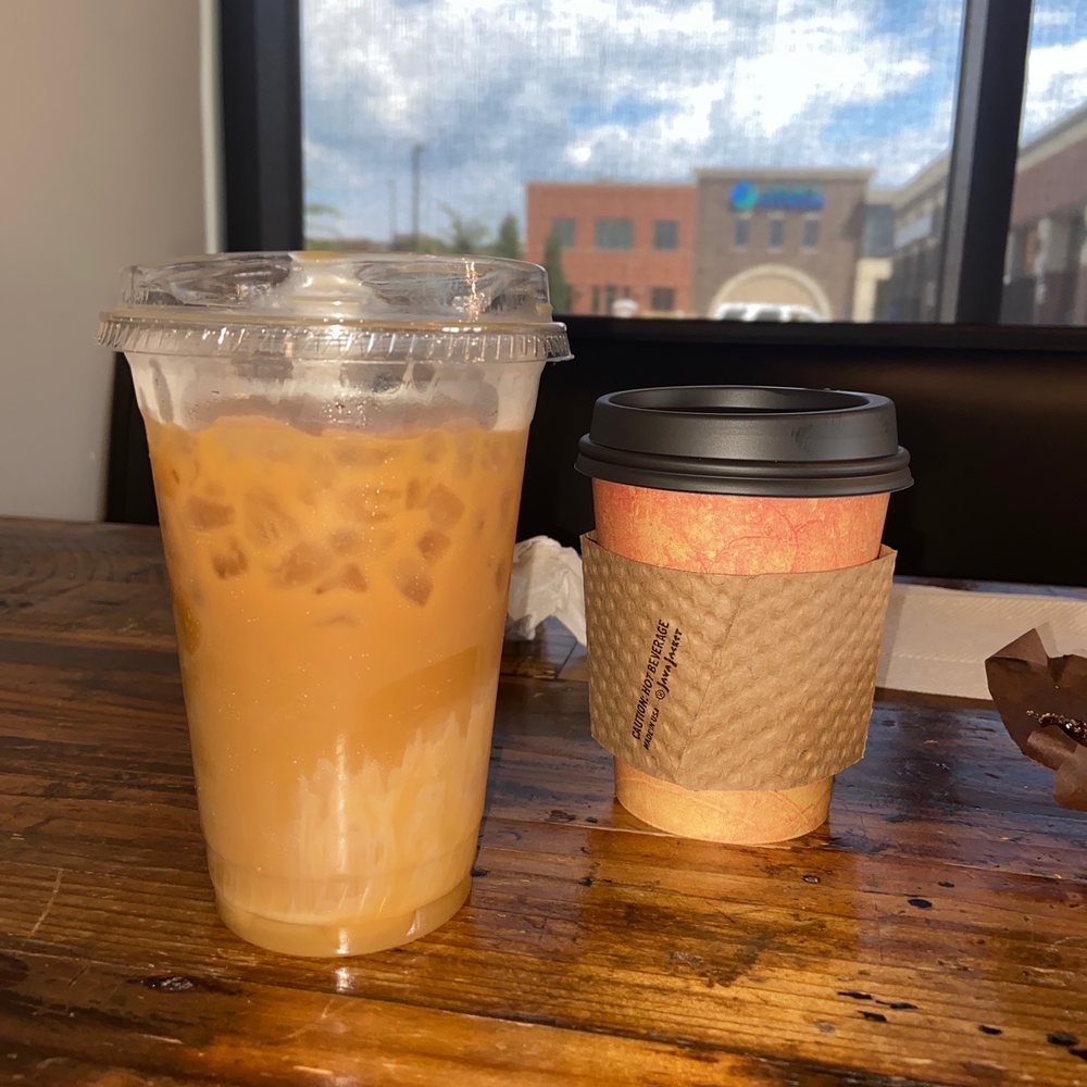 Cold brew with Carmel and chai tea latte with vanilla