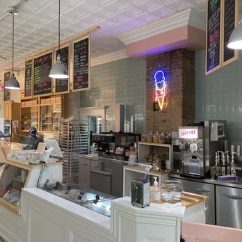 Cookies & Cream - the interior of a bakery - Ice Cream & Frozen Yogurt Near Me - Buffalo, New York Cookies & Cream - the interior of a bakery - Ice Cream & Frozen Yogurt Near Me - Buffalo, New York