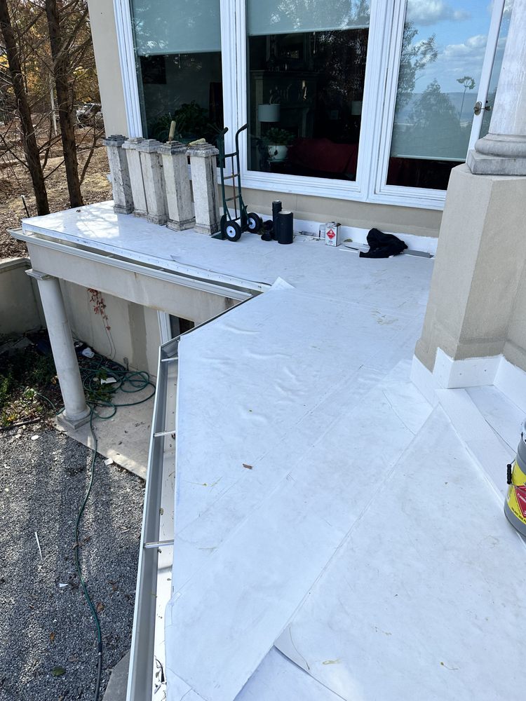 Slide of Aspri Construction