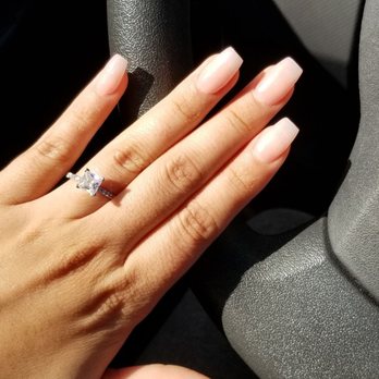 Karen's Nails - Kim did an amazing job! My engagement photos are gonna look amazing! - Nail Salons Near Me - Vancouver, Washington
