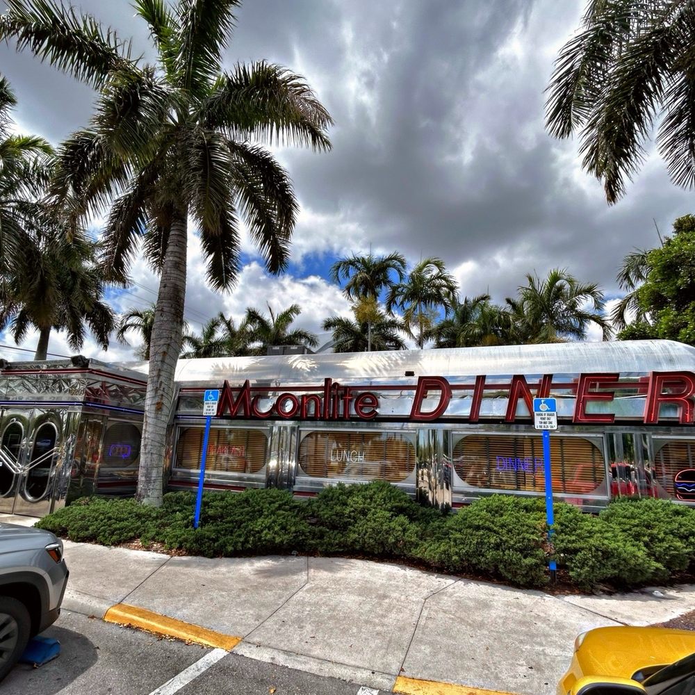 Moonlite Diner - Diners Near Me - Fort Lauderdale, Florida Moonlite Diner - Diners Near Me - Fort Lauderdale, Florida