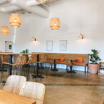 Hank's - Coffee & Tea Near Me - Austin, Texas