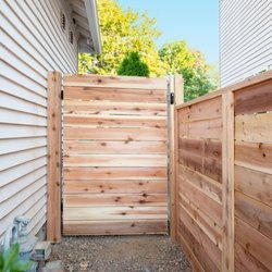 Hero Fence - Custom Horizontal Fence made from Japanese Cedar