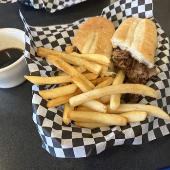 Kitchen33 - American Near Me - Glen Allen, Virginia