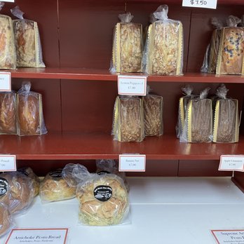 Half Moon Bay Bakery - Tasty breads - Bakeries Near Me - Half Moon Bay, California Half Moon Bay Bakery - Tasty breads - Bakeries Near Me - Half Moon Bay, California