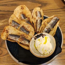 Bar Locale - Sardine chips