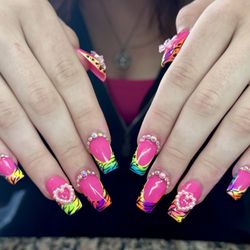 I Nails & Spa