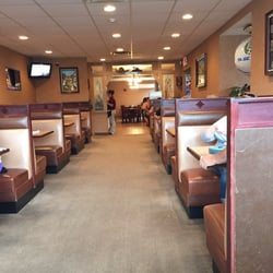 Gran Plaza Mexican Grill - First booth room