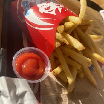 Wendy's - Fast Food Near Me - Rancho Santa Margarita, California