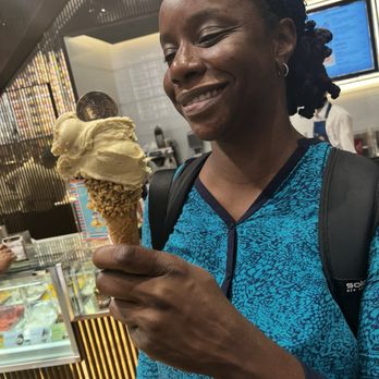 Venchi - Chocolatiers & Shops Near Me - New York, New York