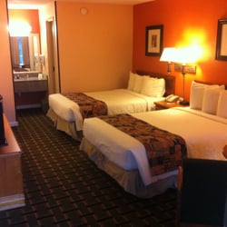 The West Bank Inn - Double bed