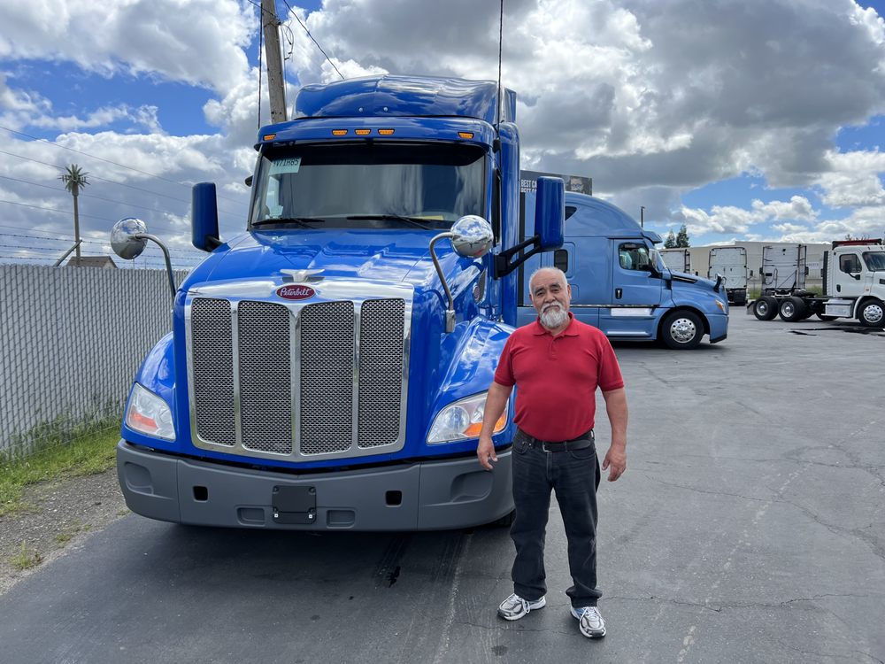 DIAMOND TRUCK SALES Updated September 2024 18 Photos & 44 Reviews 1201 S Soderquist Rd