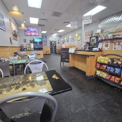 Larry's Giant Subs