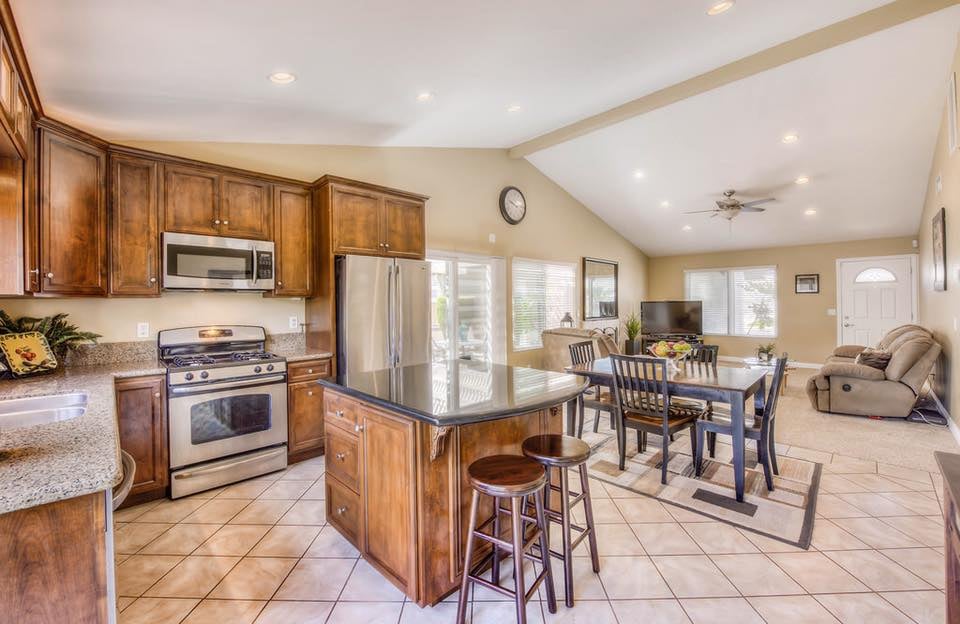 DENISE TASH FIRST TEAM REAL ESTATE Updated June 2024 14 Photos