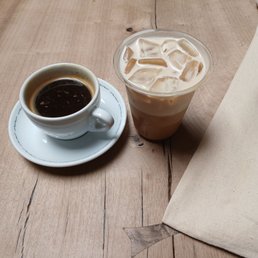 Vanilla iced coffee