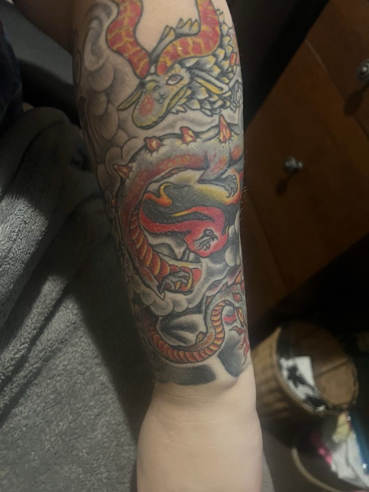 Havertown Electric Tattoo Logo