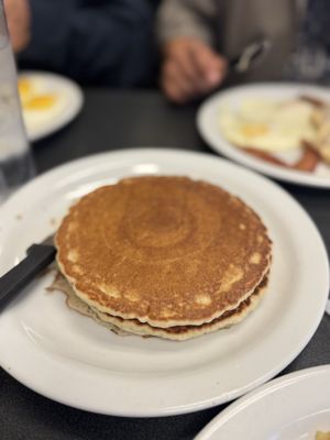 Shakers American Café by null
