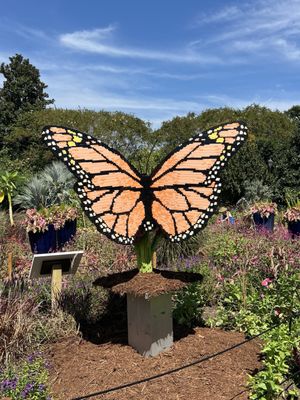 Riverbanks Zoo & Garden by null