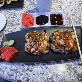 Oceano - The Eruption roll - Seafood Near Me - Reno, Nevada