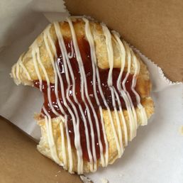 Strawberry cream cheese danish Strawberry cream cheese danish