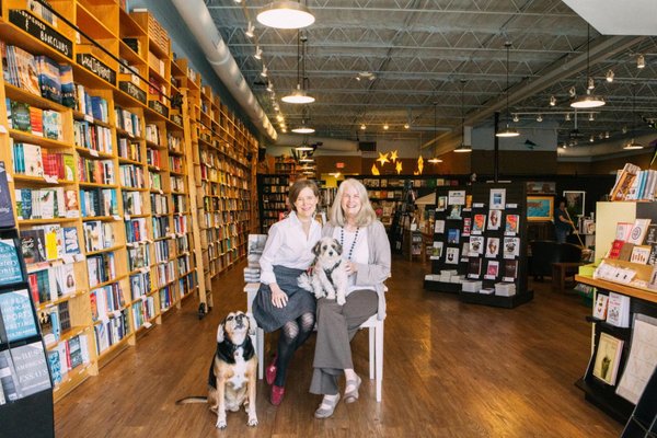 Parnassus Books by null