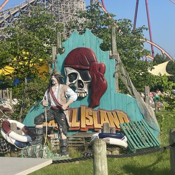 Six Flags Hurricane Harbor - Skull Island - Amusement Parks Near Me - Gurnee, Illinois