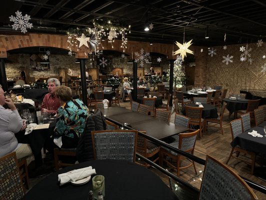 The Earle Restaurant by null