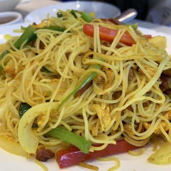 Leisure Cafe - Shanghai Stir Fry Rice Noodle - Cantonese Near Me - San Leandro, California Leisure Cafe - Shanghai Stir Fry Rice Noodle - Cantonese Near Me - San Leandro, California