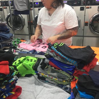 Lamar Coin Laundry - Yup clothes for days lol 21 loads washed and dried for under $30 - Laundromat Near Me - Lakewood, Colorado