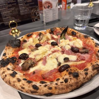 Centro Pizza - Capricciosa Pizza - Pizza Near Me - Burlingame, California Centro Pizza - Capricciosa Pizza - Pizza Near Me - Burlingame, California