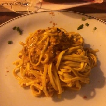 Enoteca Granaro del Monte - Pasta alla Norcina - Wine Bars Near Me - Norcia, PG