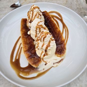 RH Rooftop Restaurant at RH Palo Alto - Carmelized banana split - Breakfast & Brunch Near Me - Palo Alto, California