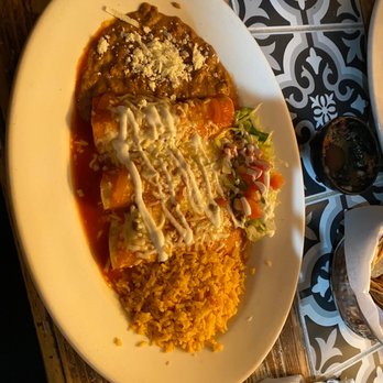 Xochipilli Taco Bar - Enchiladas Rojas - New Mexican Cuisine Near Me - Van Nuys, California Xochipilli Taco Bar - Enchiladas Rojas - New Mexican Cuisine Near Me - Van Nuys, California