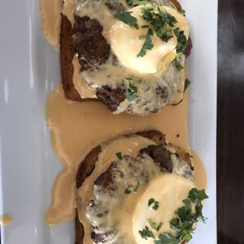 Northbound Smokehouse & Brewpub - Chorizo Benedict - Smokehouse Near Me - Minneapolis, Minnesota